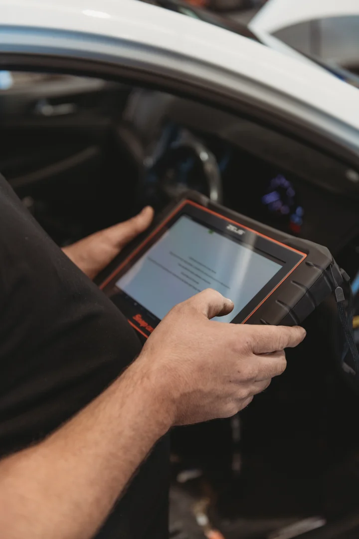 Vehicle diagnostic scan underway at Aztech Automotive in Brendale